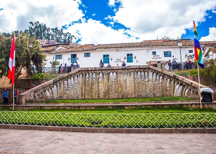 San Blas Plaza