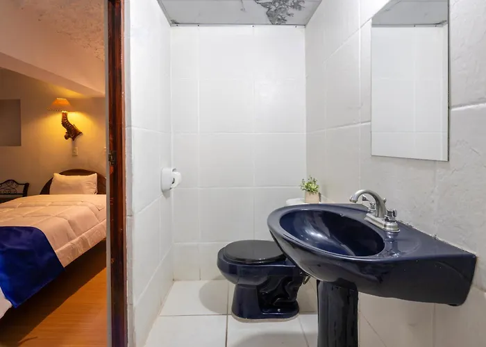 San Blas Plaza Bed & Breakfast 3*