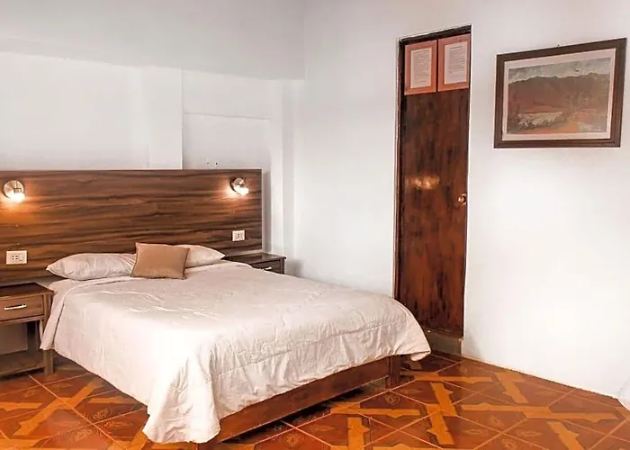 Bed & Breakfast San Blas Plaza 3*