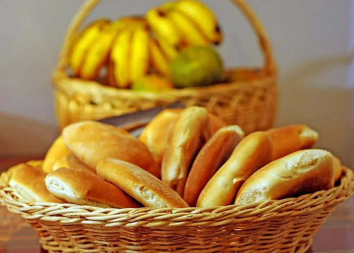 San Blas Plaza Bed & Breakfast 3*