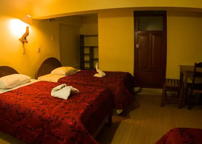 San Blas Plaza Bed & Breakfast 3*